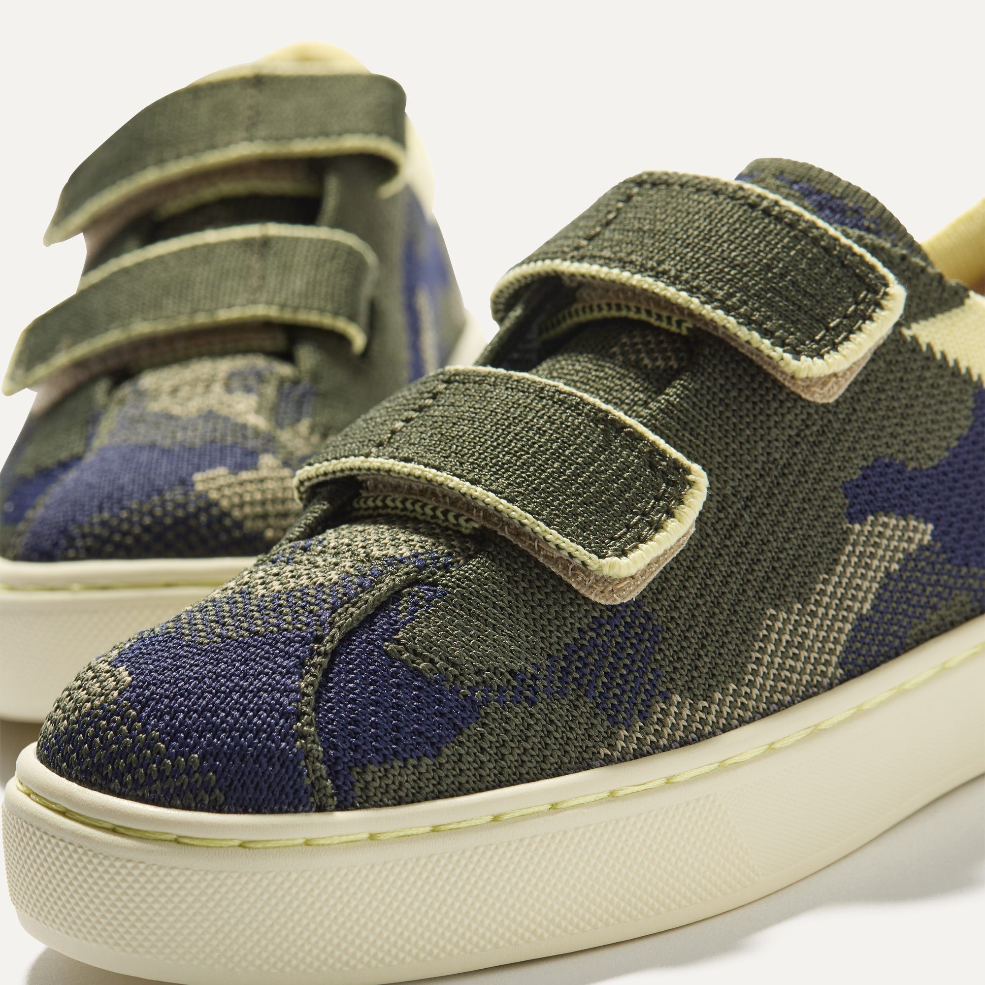The Kids Strap Sneaker - Spruce Camo - Image 5
