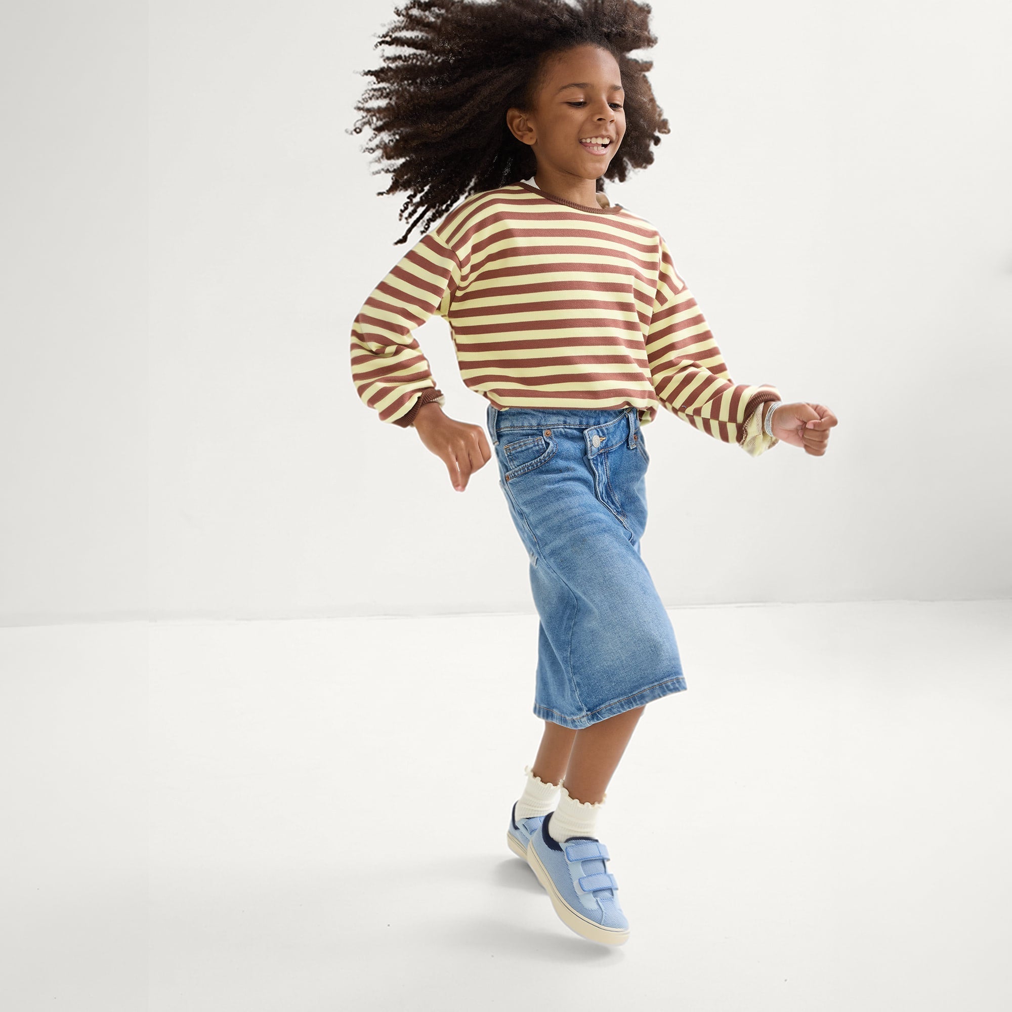 The Kids Strap Sneaker - Berry Blue - Image 8