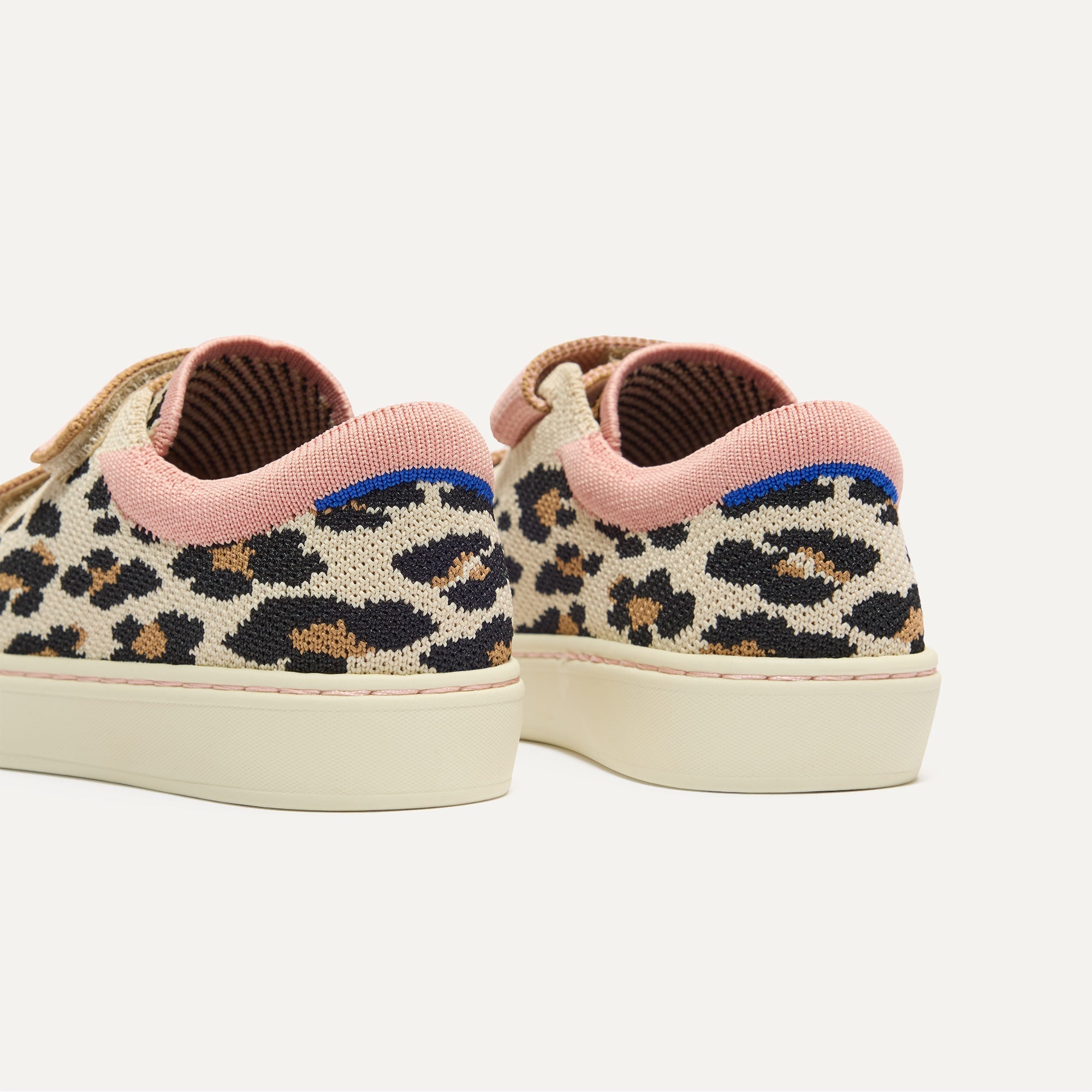The Kids Strap Sneaker - Cat Blush - Image 4