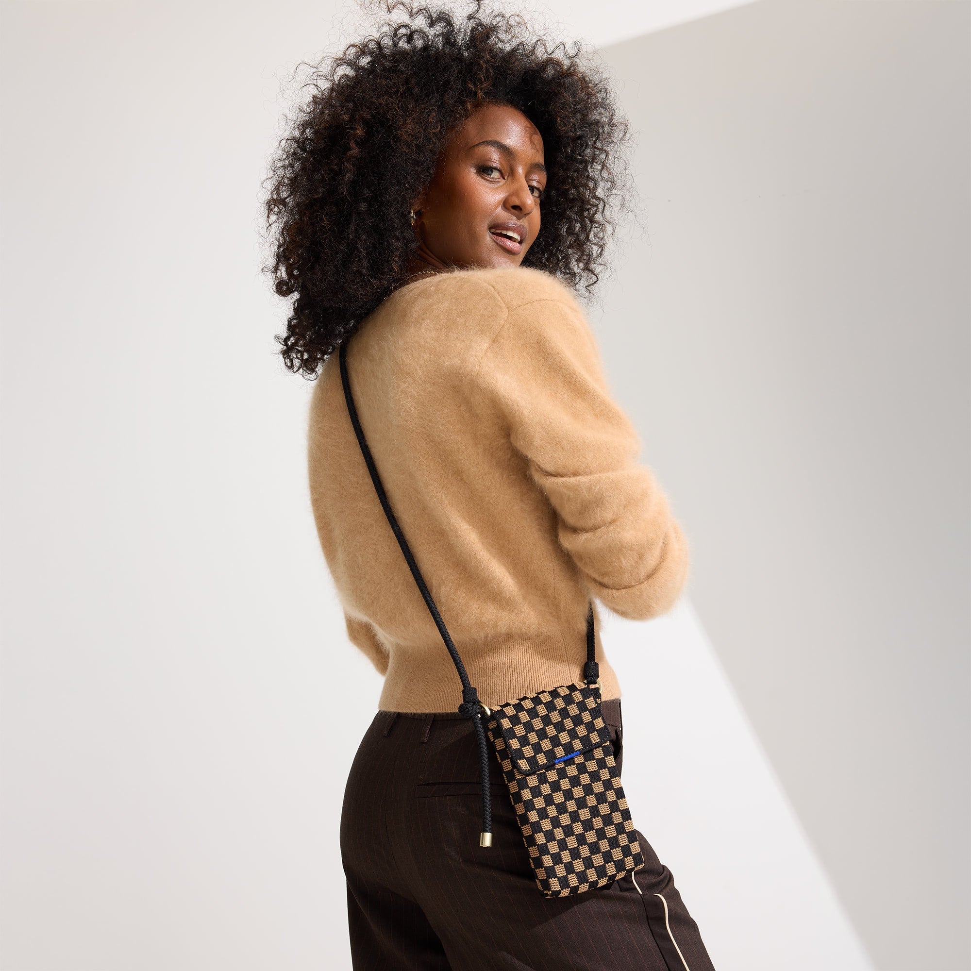 The Phone Crossbody - Midnight Song - Image 2
