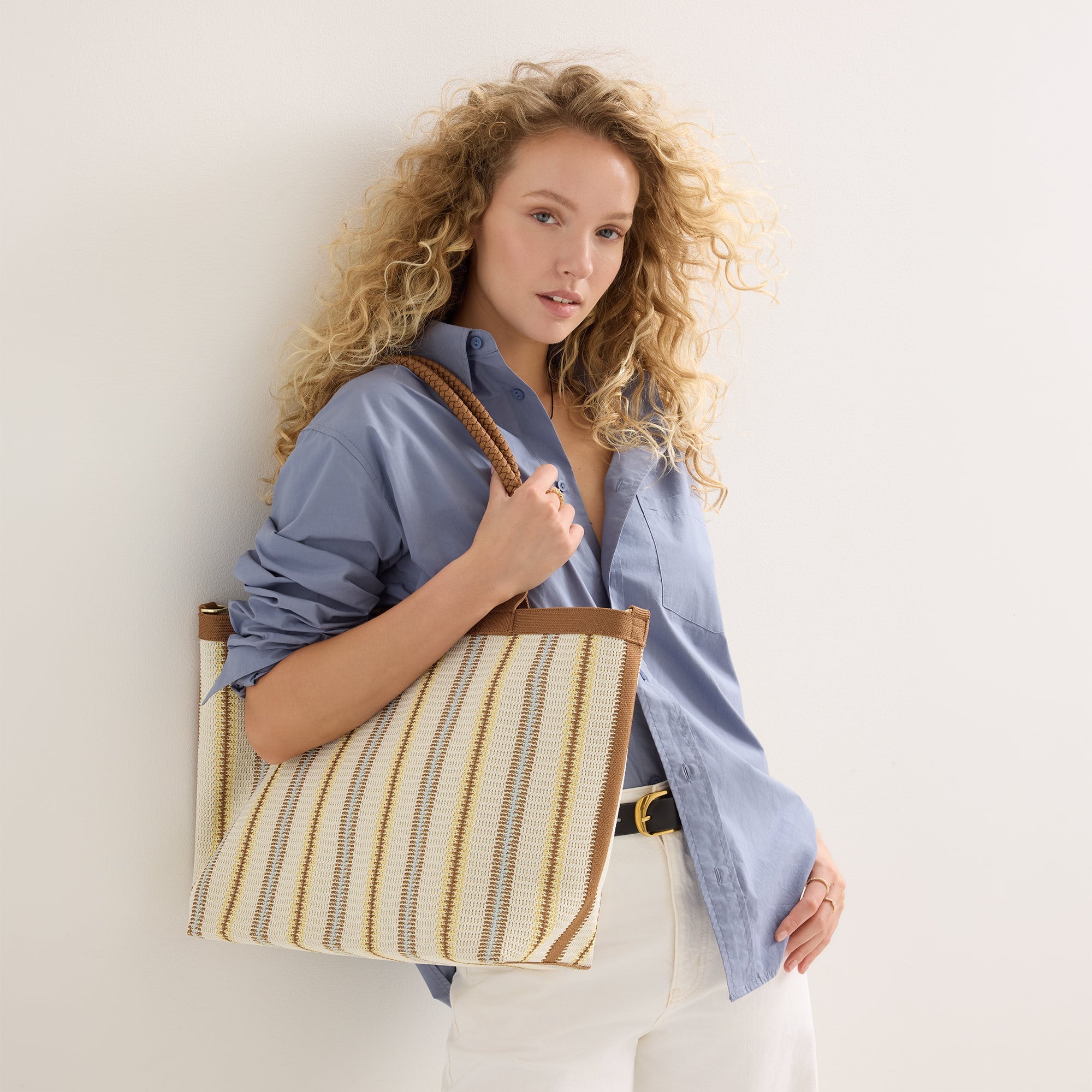 The Lightweight Zip Tote - Sunbeam Market Stripe - Image 3