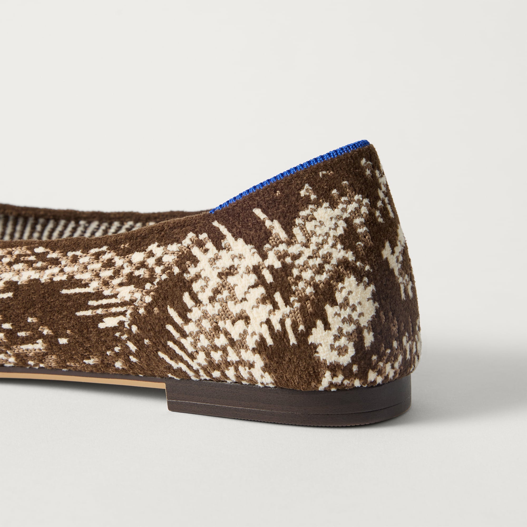 The Point III - ReVelvetâ„¢ Brown Python - Image 4