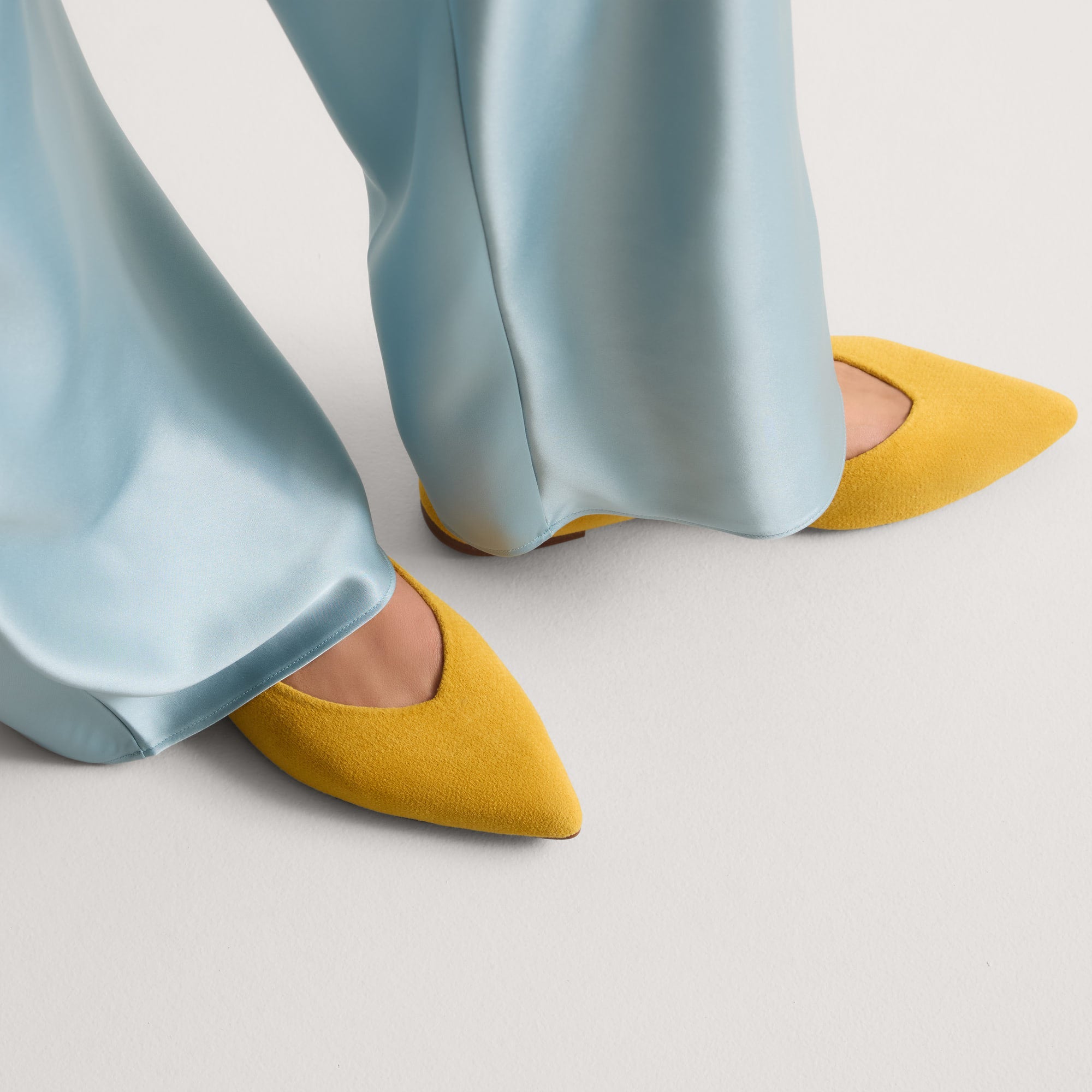 The Point III - ReVelvet? Saffron - Image 2