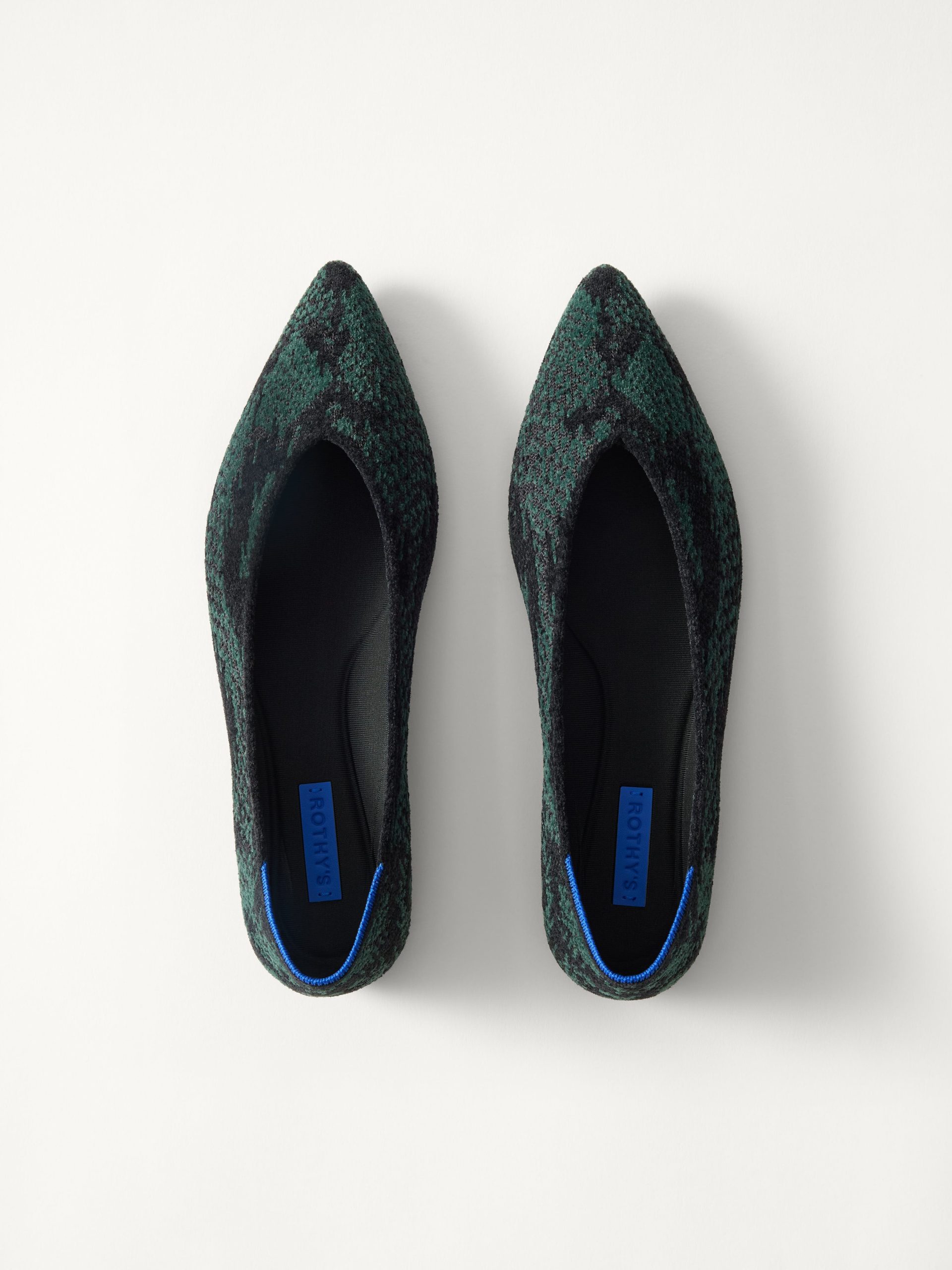 The Point III - ReVelvetâ„¢ Evergreen Python - Image 6