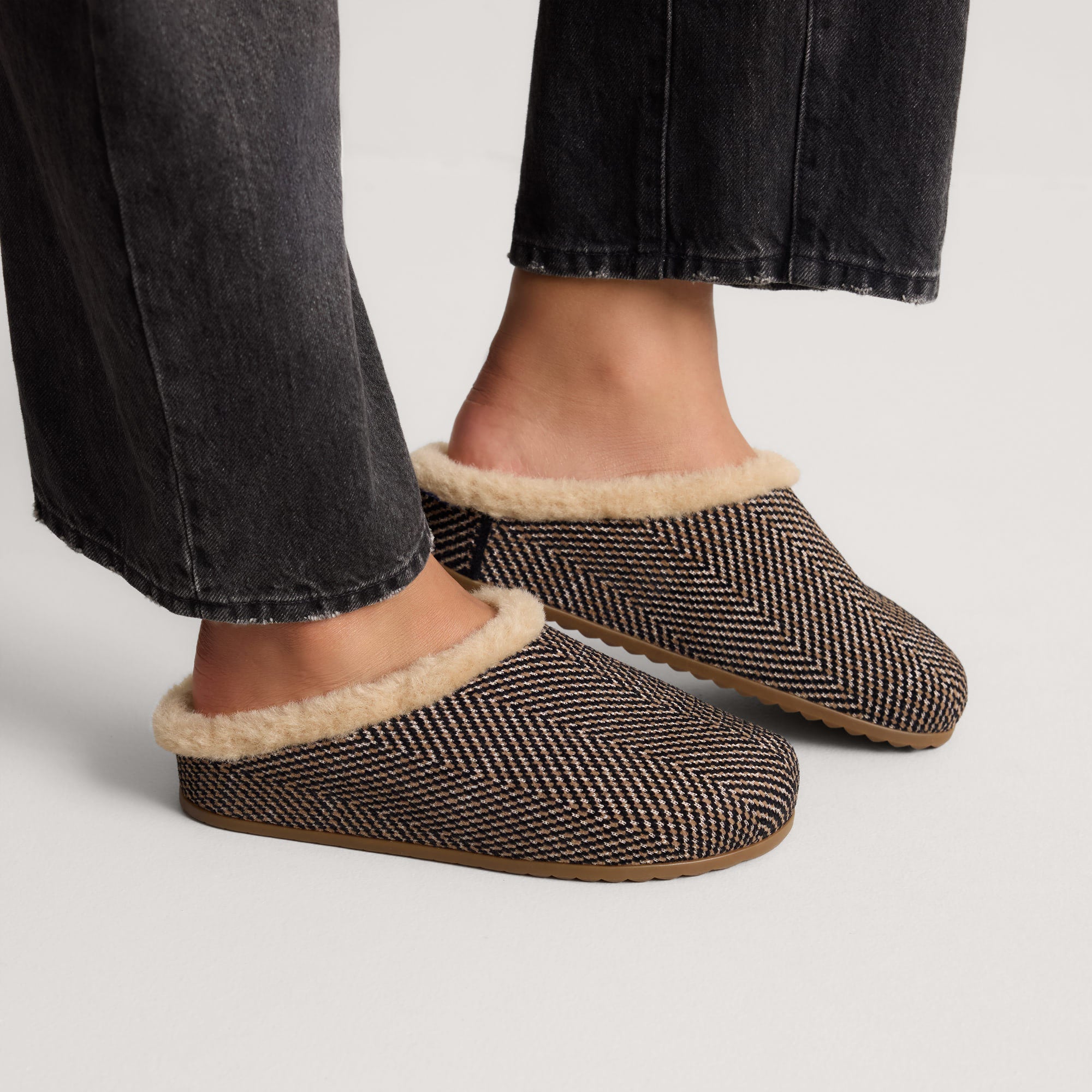 The Apr??s Clog - ReVelvet? Slate Herringbone - Image 2