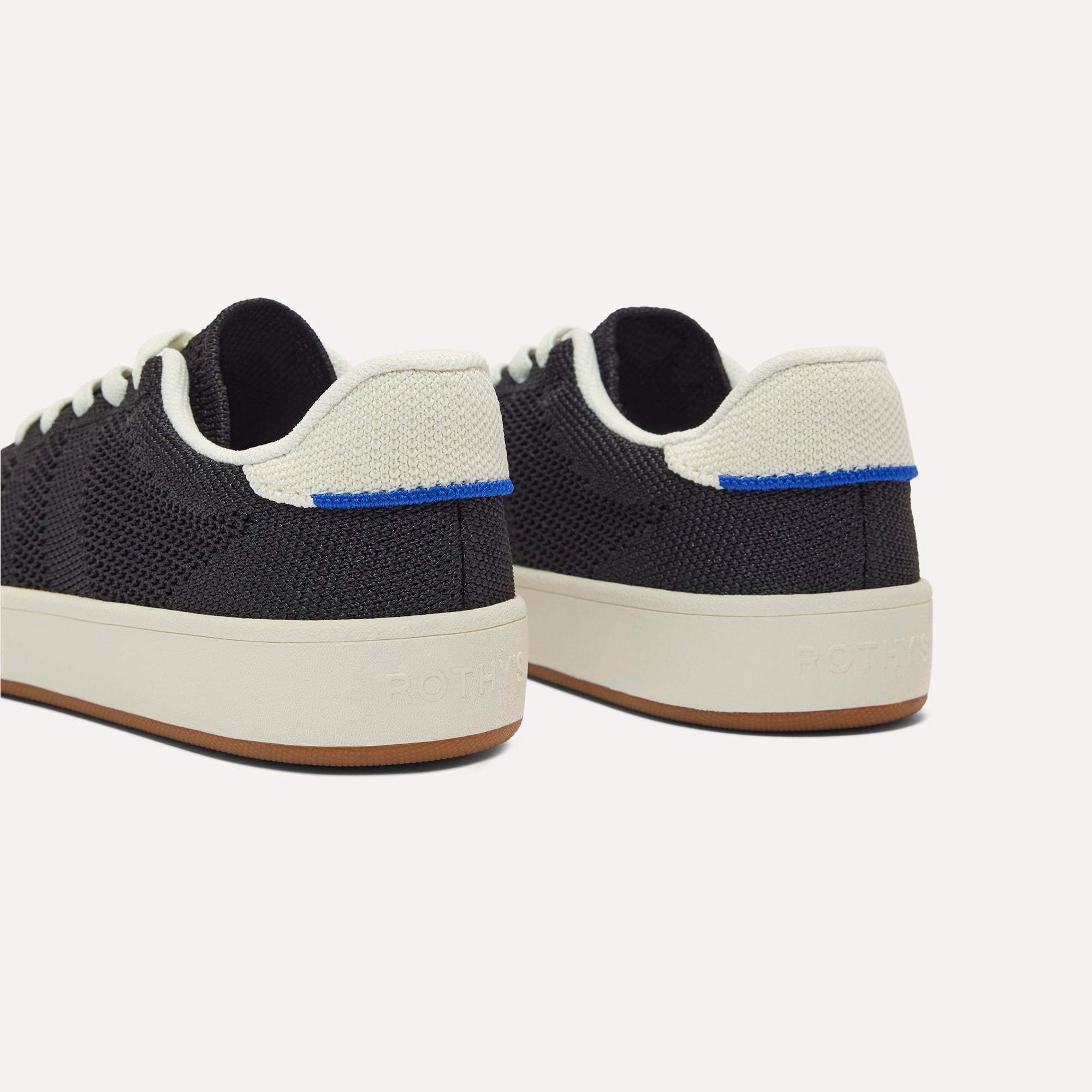The Kids Stretch Sneaker - Zoom - Image 4